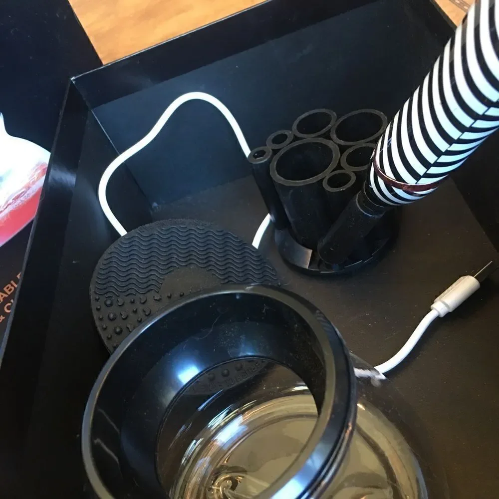BONALUXE BRUSH Cleaning Kit!